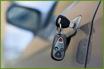 Neighborhood Locksmith Services Fulton, MD 301-392-7429 - 18-car-unlock